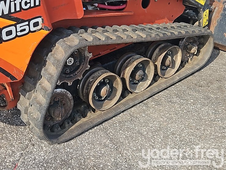 2021-ditch-witch-sk1050-image-16