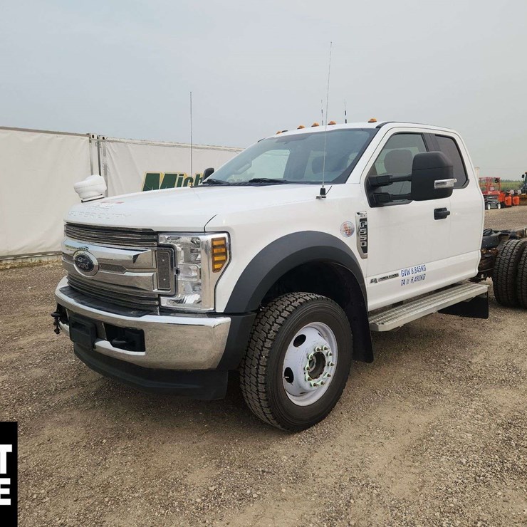 2019 FORD F550