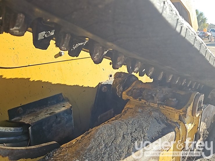 2019-caterpillar-299d2-image-10