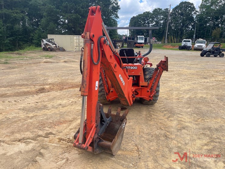 kubota-l35-loader-backhoe-image-12