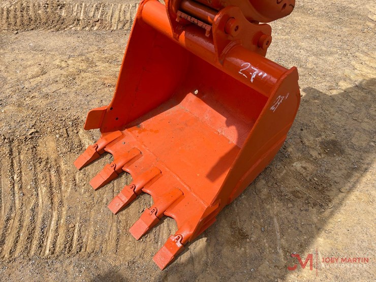 hitachi-zx55u-5a-image-12