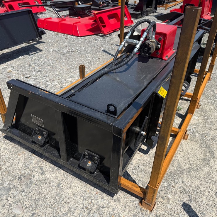 #2038 • Unused Future VB79 Vibrating Skid Steer Bucket DZDD260472 INV#48836