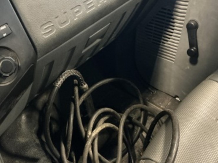 2012-ford-f350-image-23