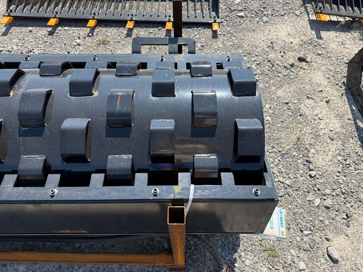 #2015-•-unused-future-59"-skid-steer-compactor-wheel-ktysl260438-inv#49450-image-10
