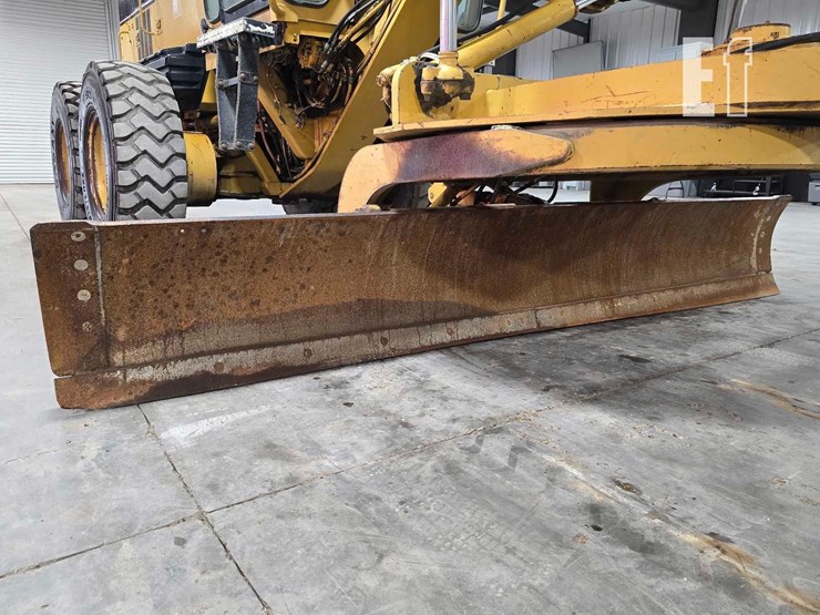 2004-caterpillar-140h-image-10