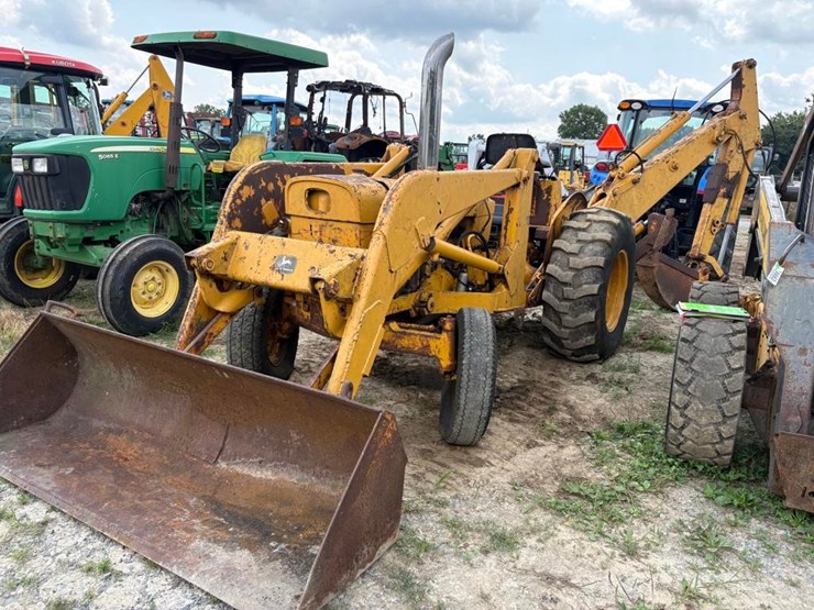 john-deere-400-image-1