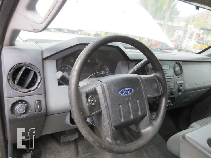 2014-ford-f250-xl-image-11