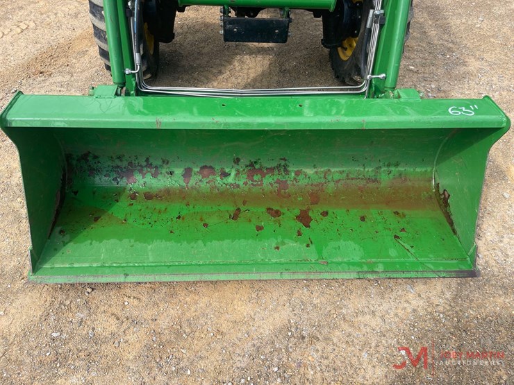 john-deere-3025e-utility-tractor-image-15