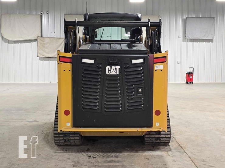 2025-caterpillar-255-image-8