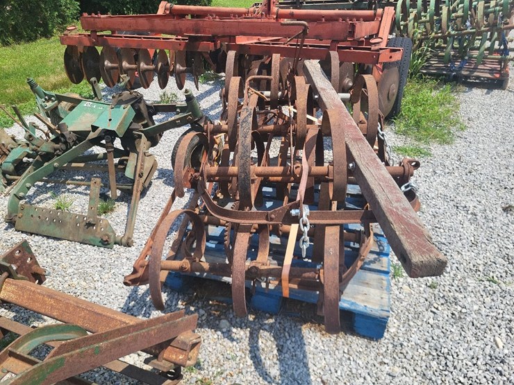 oliver-9'-harrow-image-4