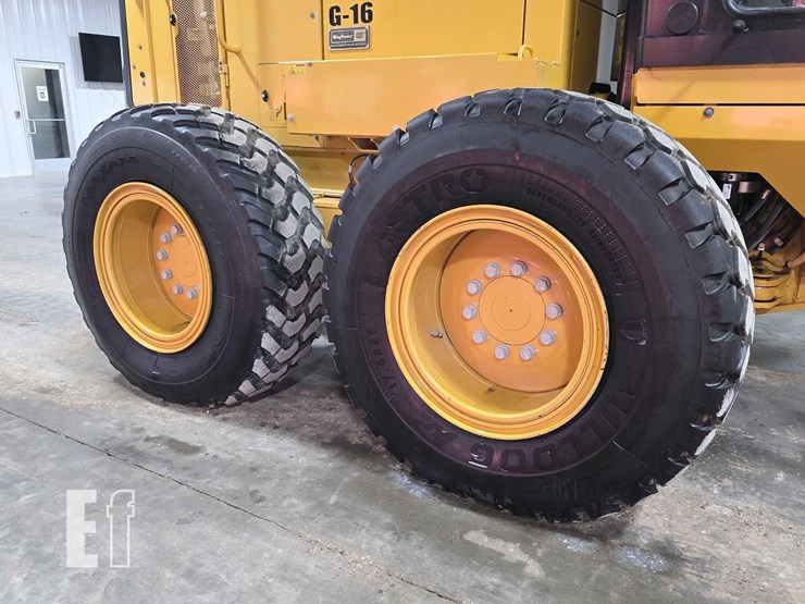 2022-caterpillar-140gc-image-34