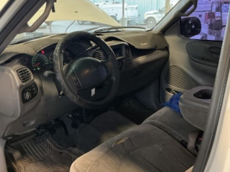 2000-ford-f150-image-22