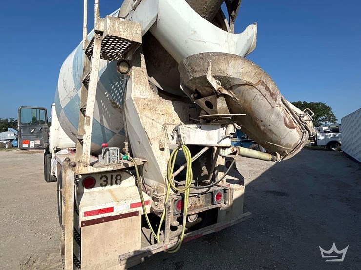 1994-mack-dm690s-image-28