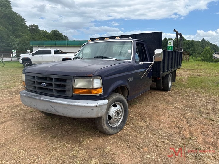 ford-f350-xl-image-8