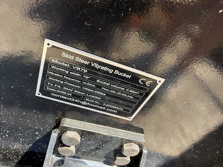 #2038-•-unused-future-vb79-vibrating-skid-steer-bucket-dzdd260472-inv#48836-image-8