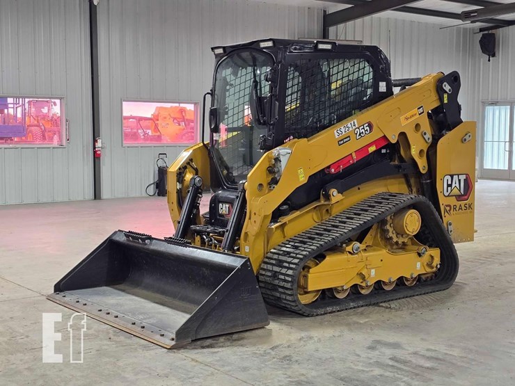 2025-caterpillar-255-image-1