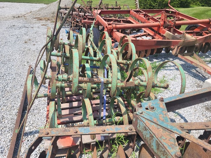 oliver-12'-harrow-image-4