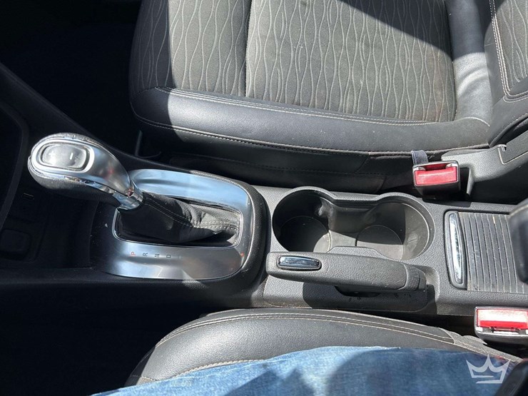 2016-buick-encore-image-18