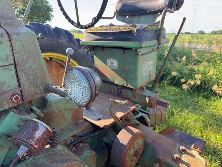 john-deere-50-image-12