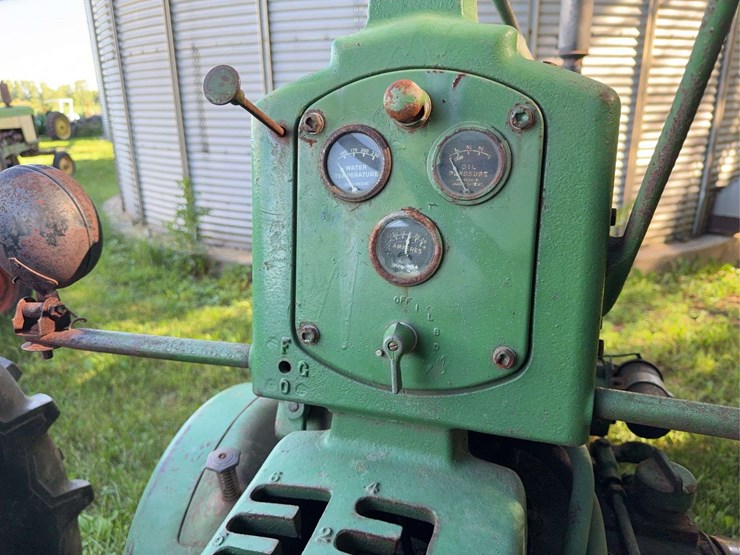 john-deere-50-image-8