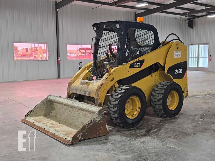 2011-caterpillar-246c-image-1
