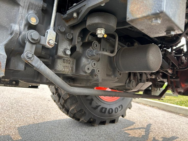 kubota-mx6000-image-14