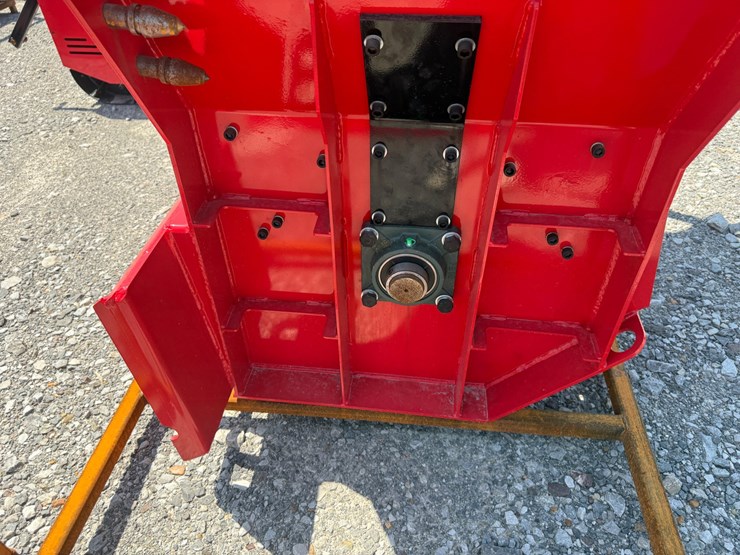 #2040-•-unused-future-skid-steer-block-crusher-ssj260319-inv#48936-image-6