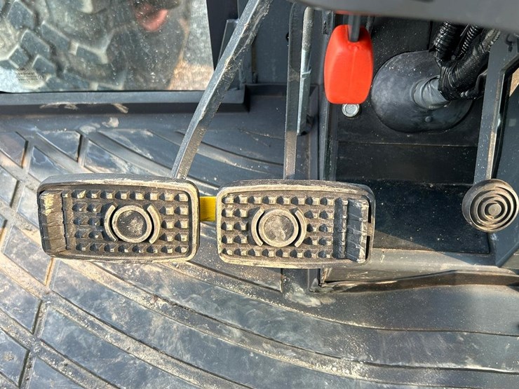 kubota-mx6000-image-34