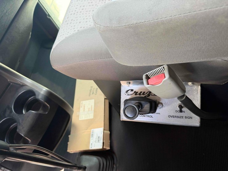 2012-kenworth-t800-image-35