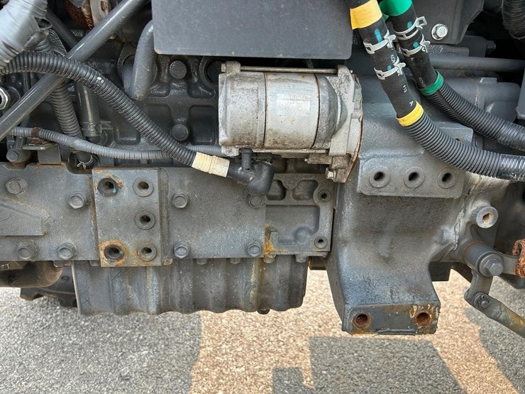 kubota-mx6000-image-12