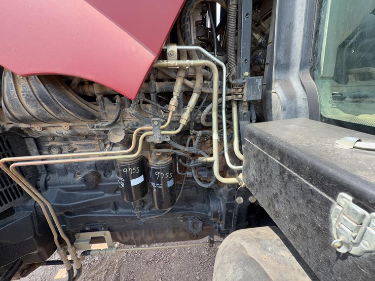 2006-case-ih-mxu135-image-16