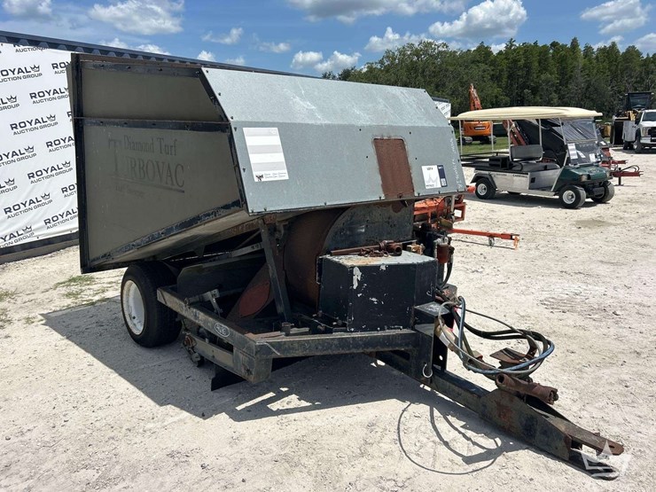 diamond-turf-turbovac-turf-sweeper-tractor-attachment-image-2