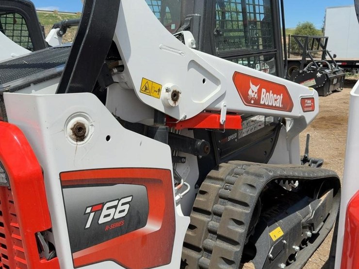 2025-bobcat-t66-image-12