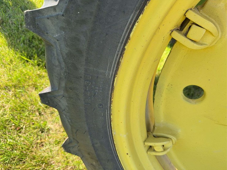 john-deere-50-image-12