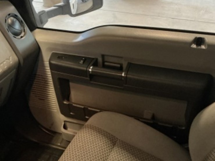 2012-ford-f350-image-22
