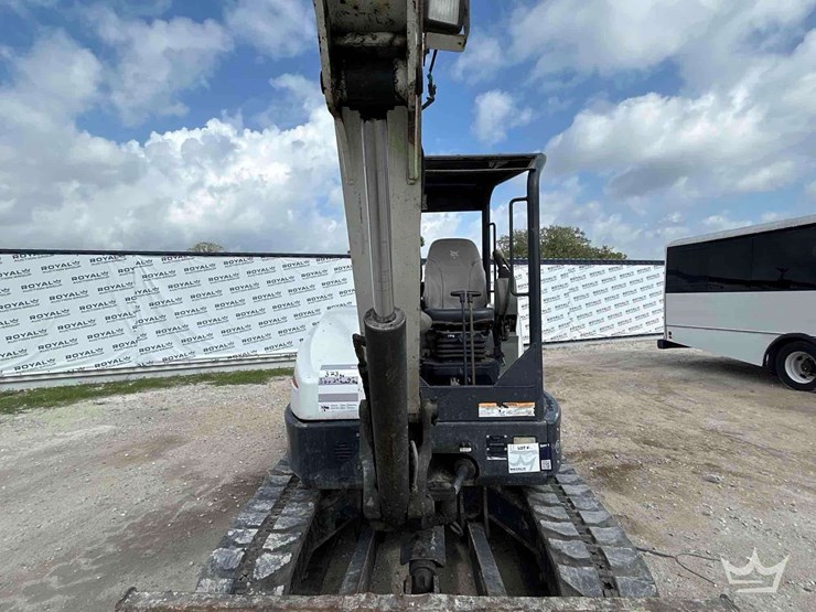 2019-bobcat-e50-image-15