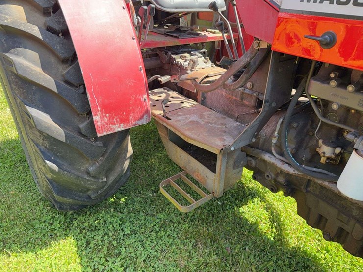 massey-ferguson-375-image-16