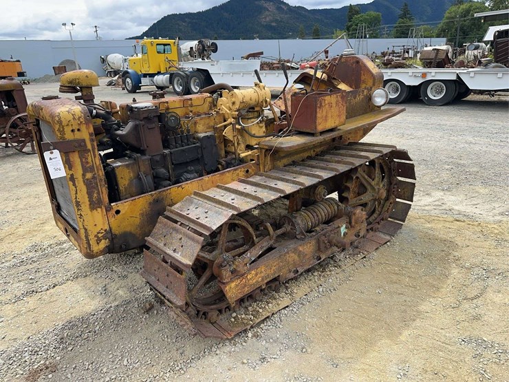 caterpillar-d2-image-1