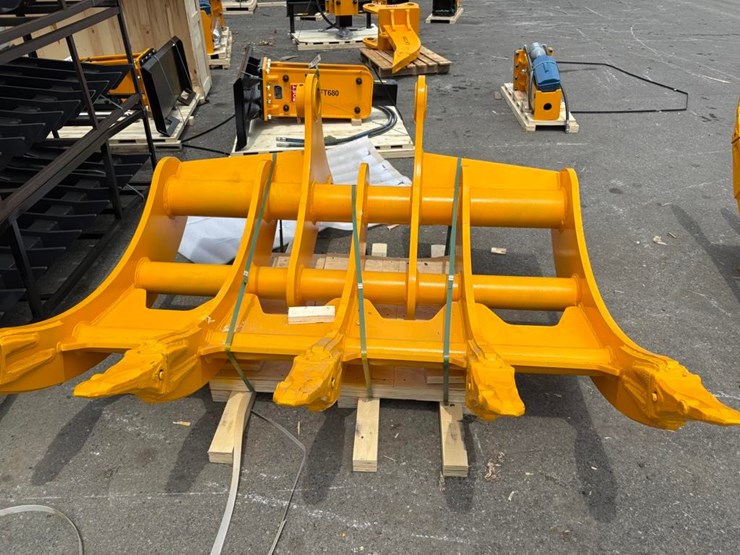 caterpillar-336-image-6