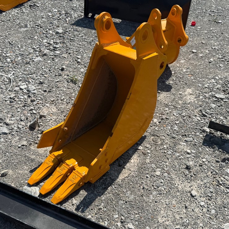 CATERPILLAR 12