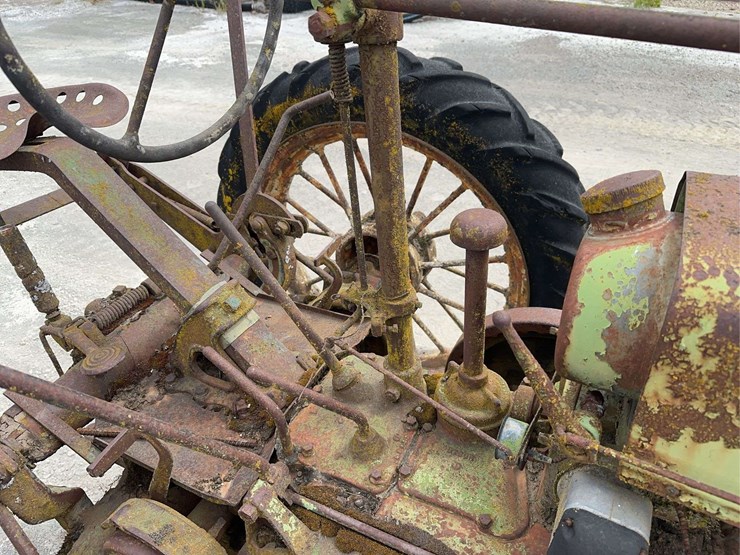john-deere-model-b-image-14