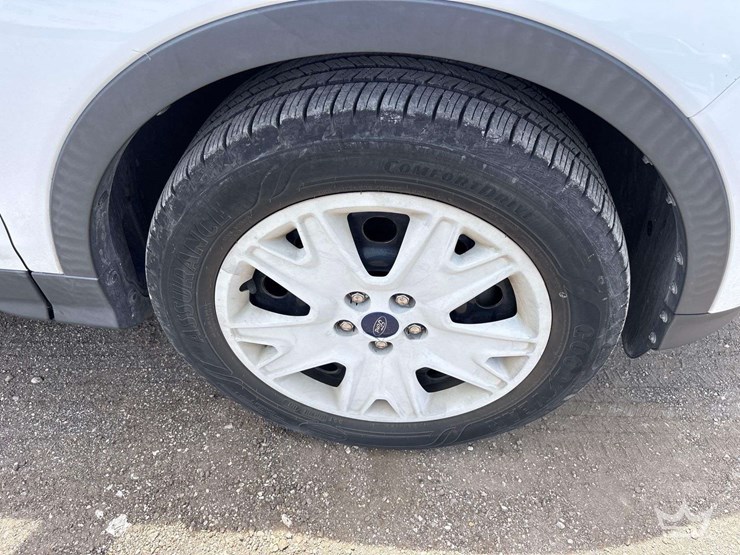 2016-ford-escape-image-25