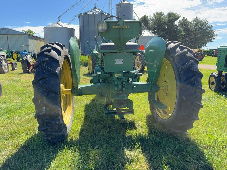 john-deere-50-image-3