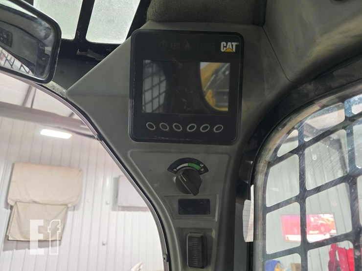 2018-caterpillar-289d-image-21