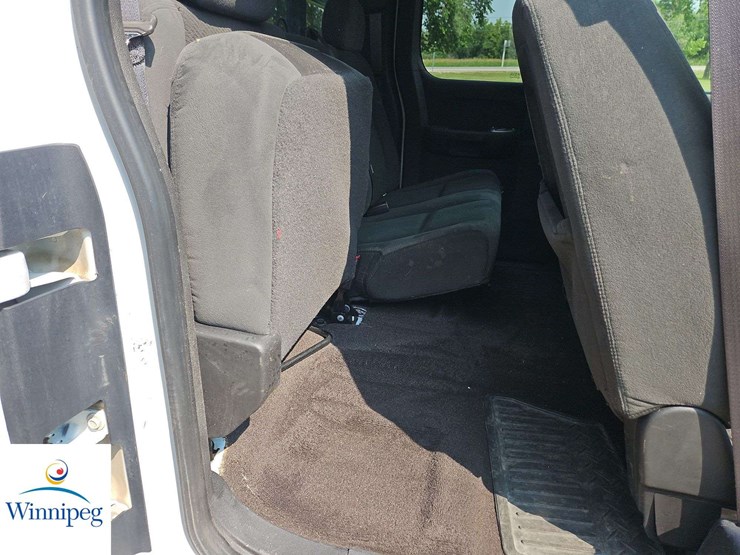 2008-chevrolet-silverado-2500hd-image-30