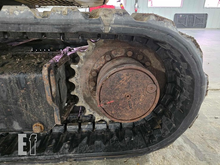 2019-caterpillar-303.5e2-cr-image-30