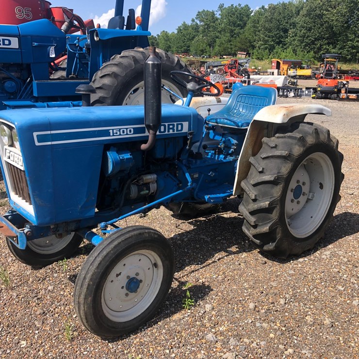 FORD TRACTOR