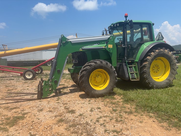 john-deere-6820-image-1