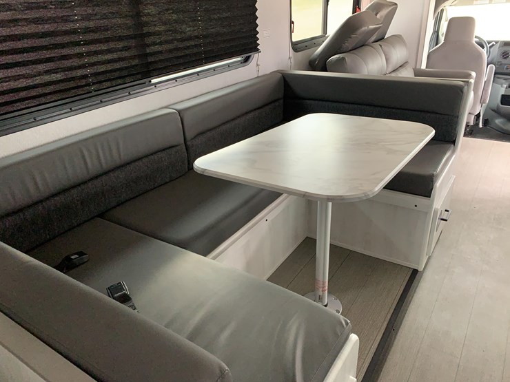2024-east-to-west-entrada-motorhome-image-22