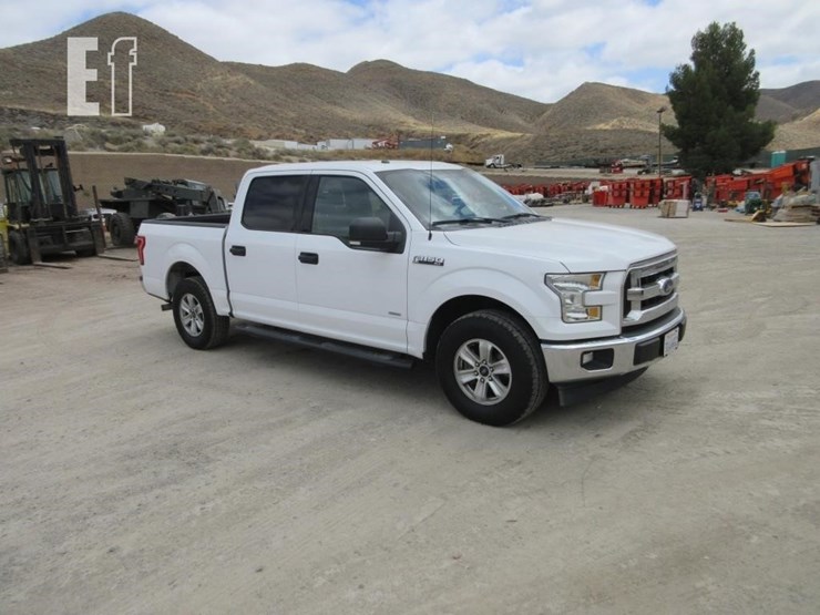 2017-ford-f150-xlt-image-2